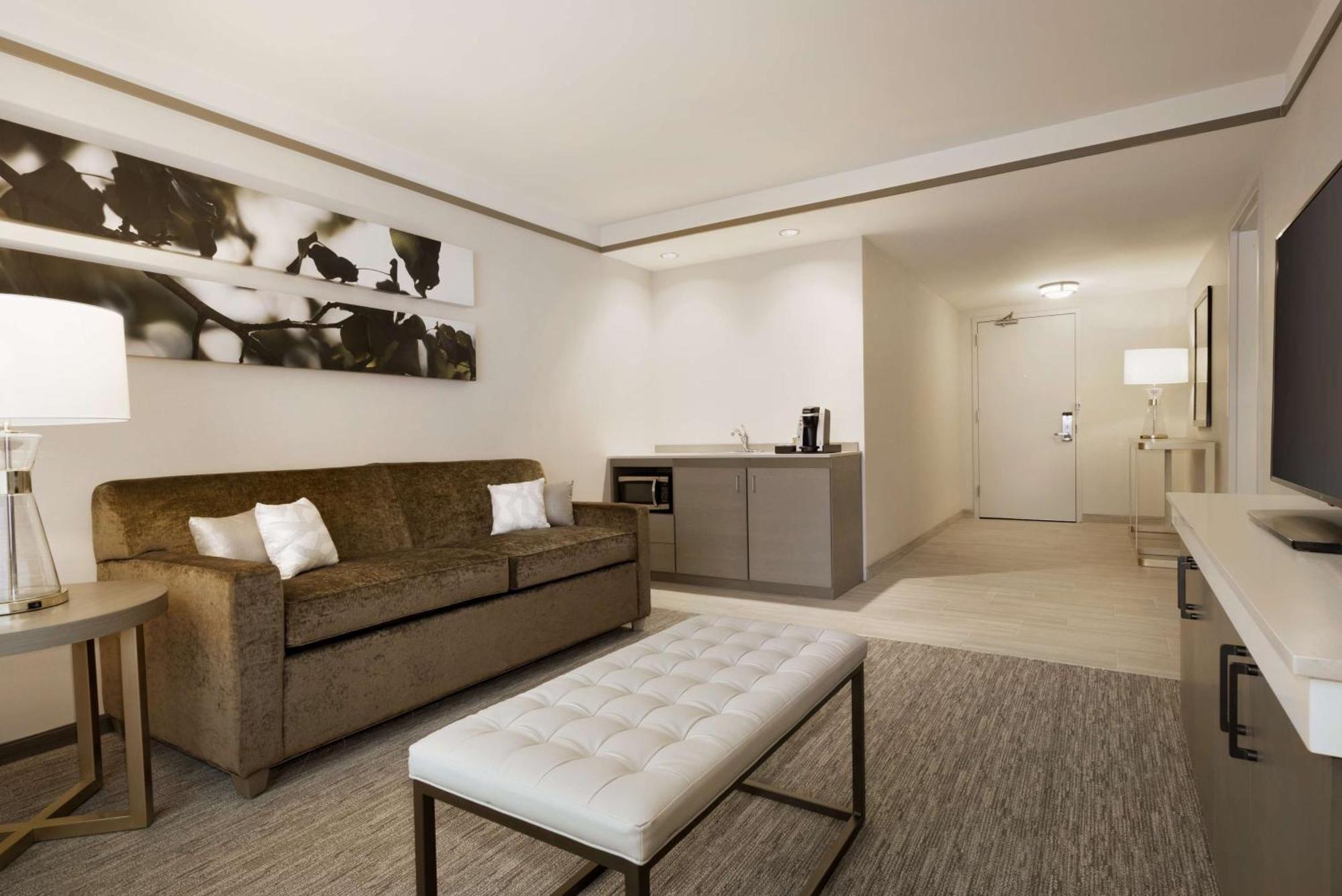 Hilton Garden Inn Newtown Square Radnor Ngoại thất bức ảnh