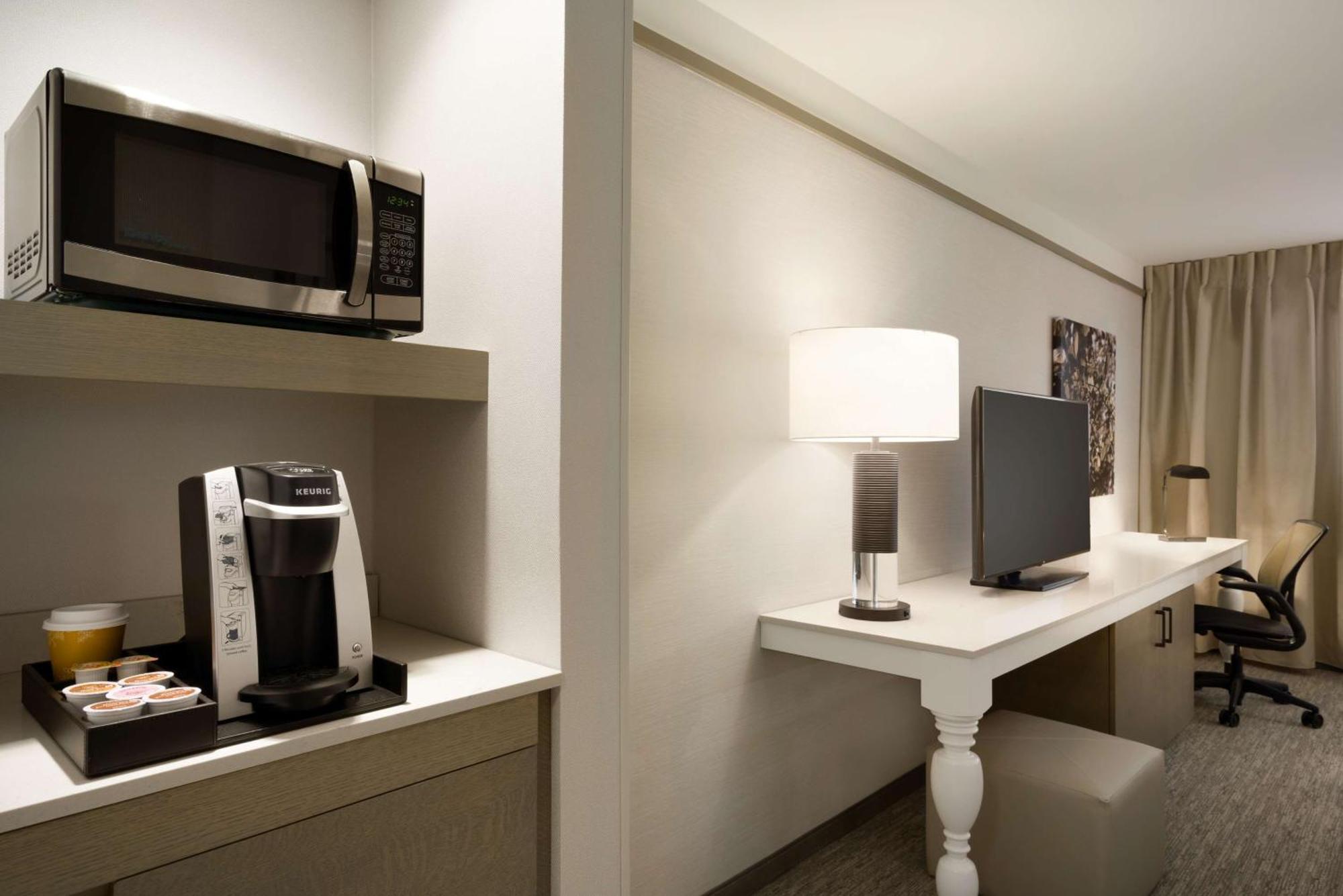 Hilton Garden Inn Newtown Square Radnor Ngoại thất bức ảnh