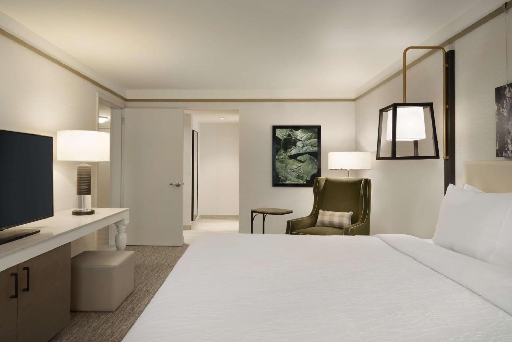 Hilton Garden Inn Newtown Square Radnor Ngoại thất bức ảnh