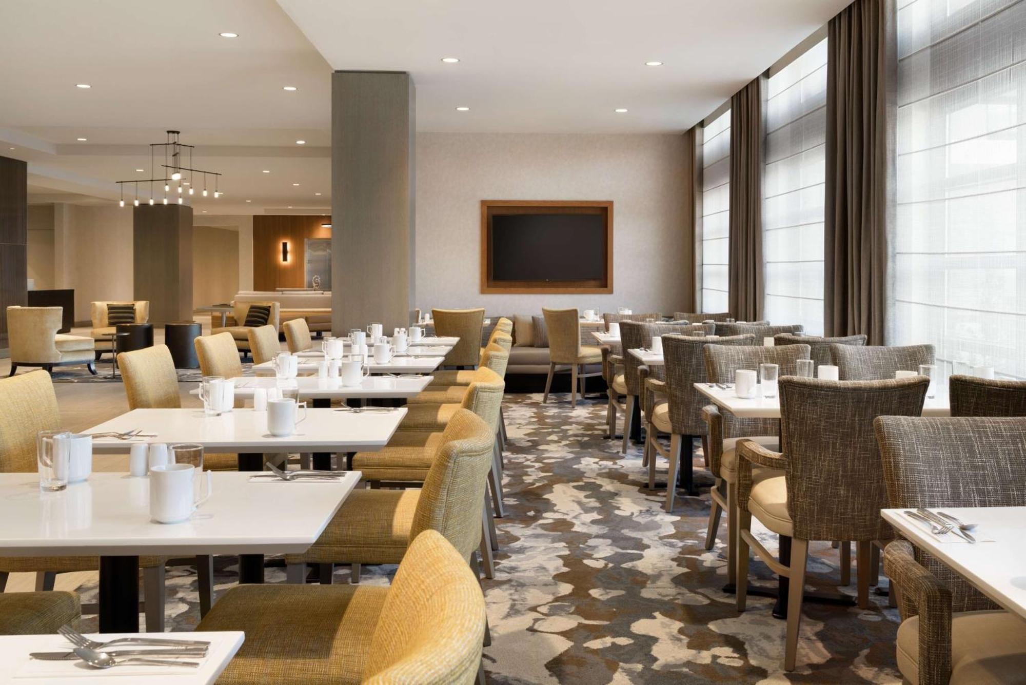 Hilton Garden Inn Newtown Square Radnor Ngoại thất bức ảnh